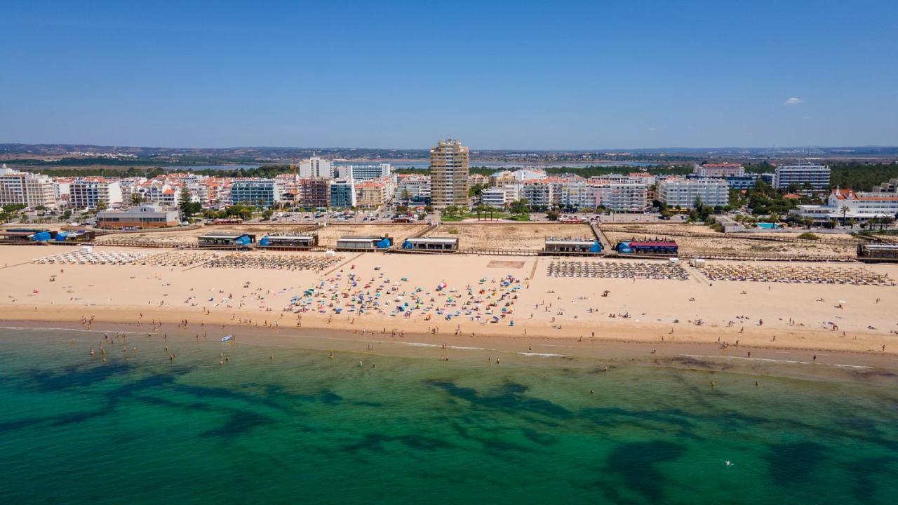 1Bdr Apartment W/Beach View By Lovelystay Monte Gordo Exterior photo